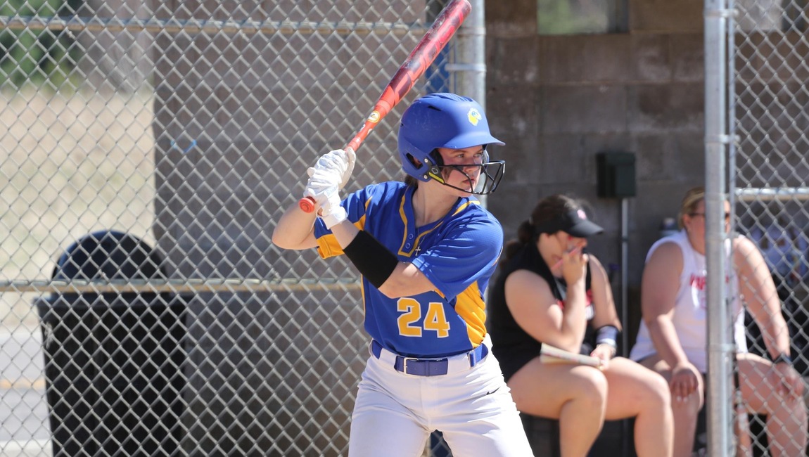 Softball players earn MCAC honors